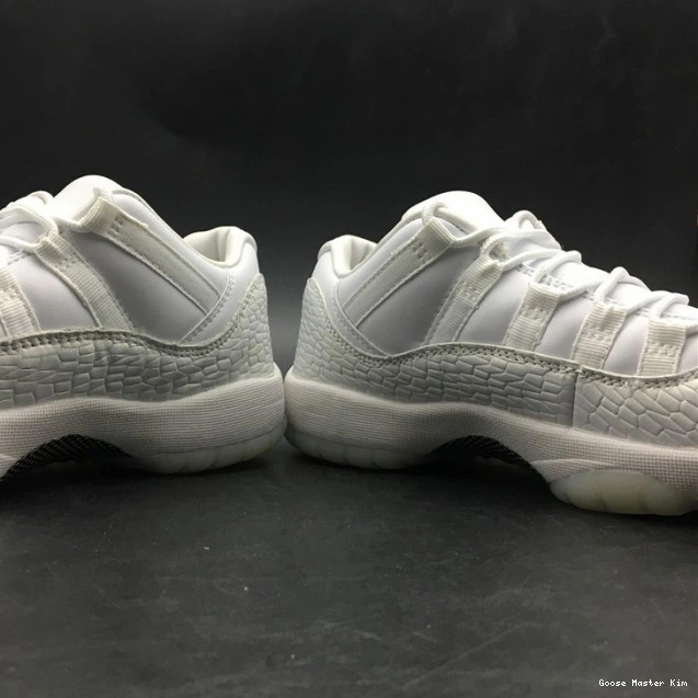Jordan Low White Heiress 11 897331-100 Frost Air 0804